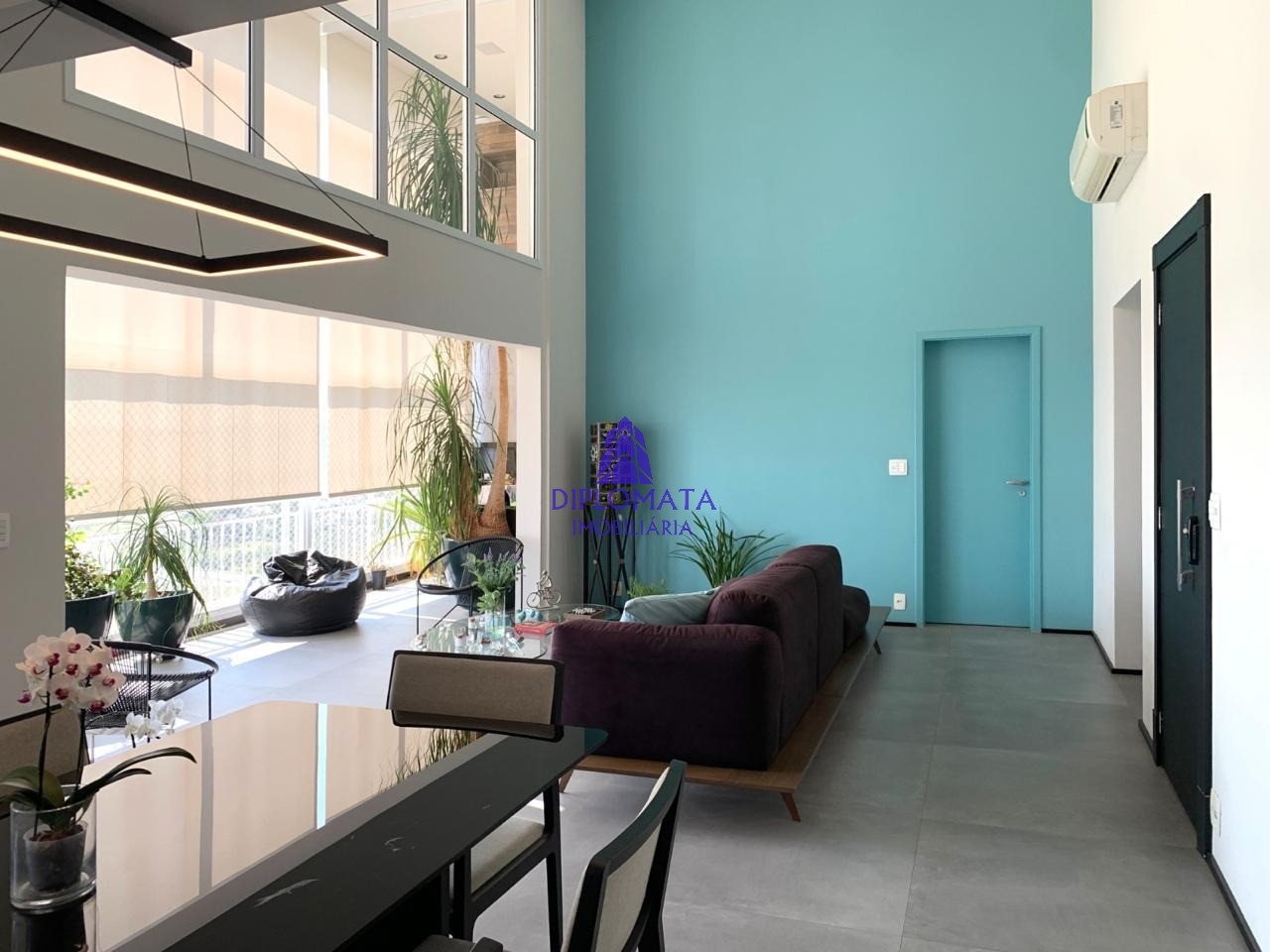 Apartamento à venda com 4 quartos, 288m² - Foto 2