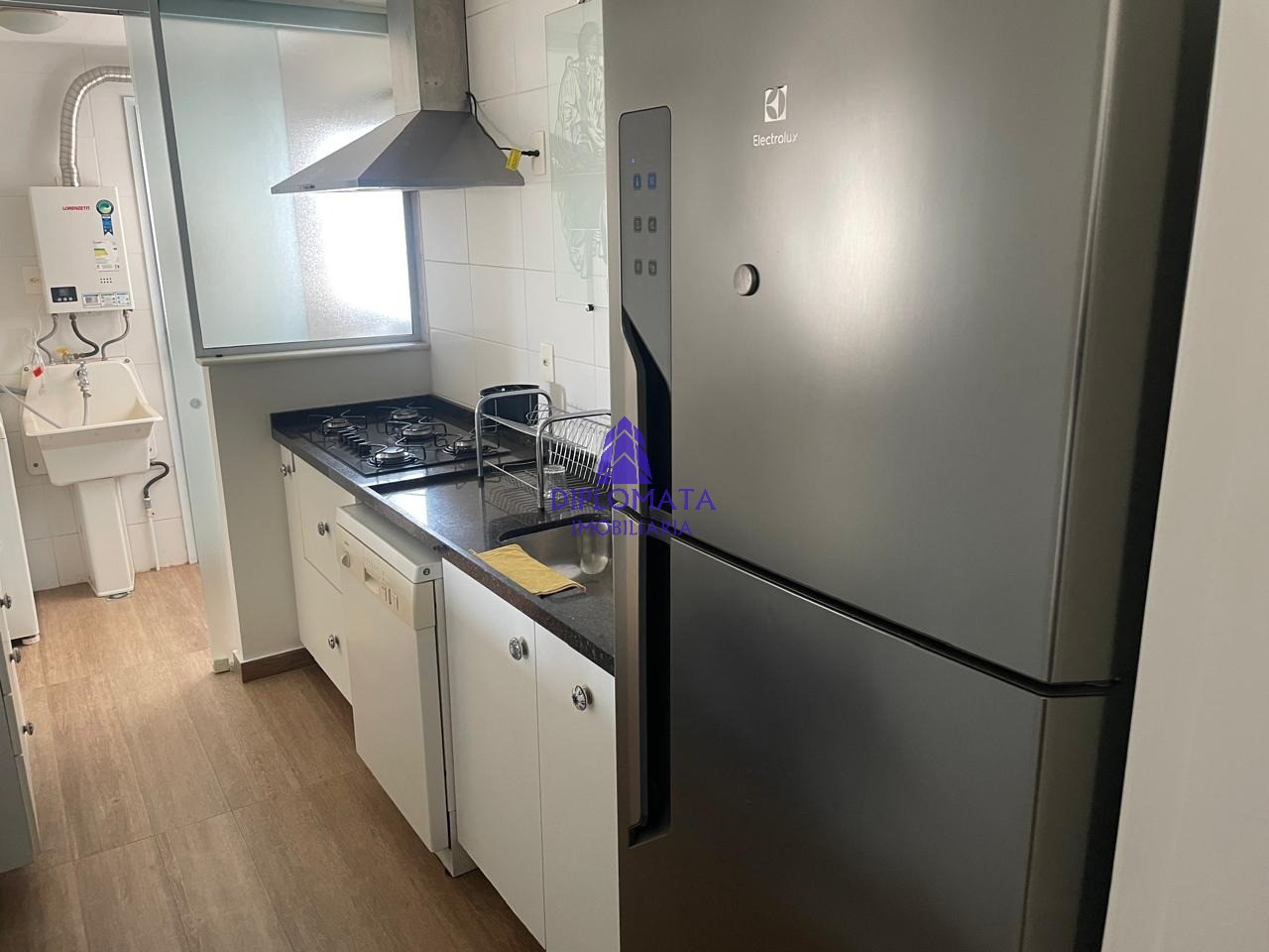 Apartamento para alugar com 2 quartos, 92m² - Foto 38