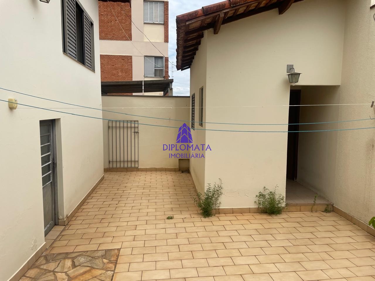 Casa à venda com 3 quartos, 297m² - Foto 31