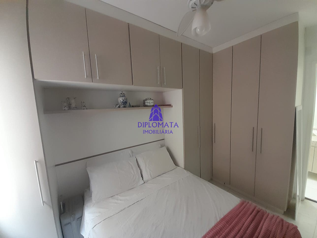 Apartamento à venda com 2 quartos, 65m² - Foto 31