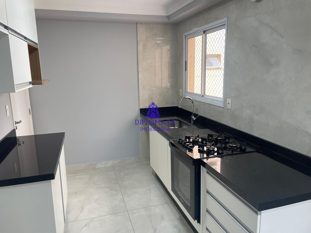 Apartamento à venda com 4 quartos, 137m² - Foto 16