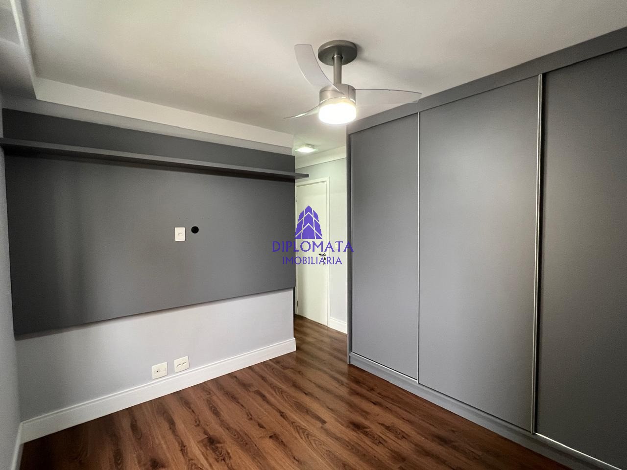 Apartamento à venda com 3 quartos, 92m² - Foto 13