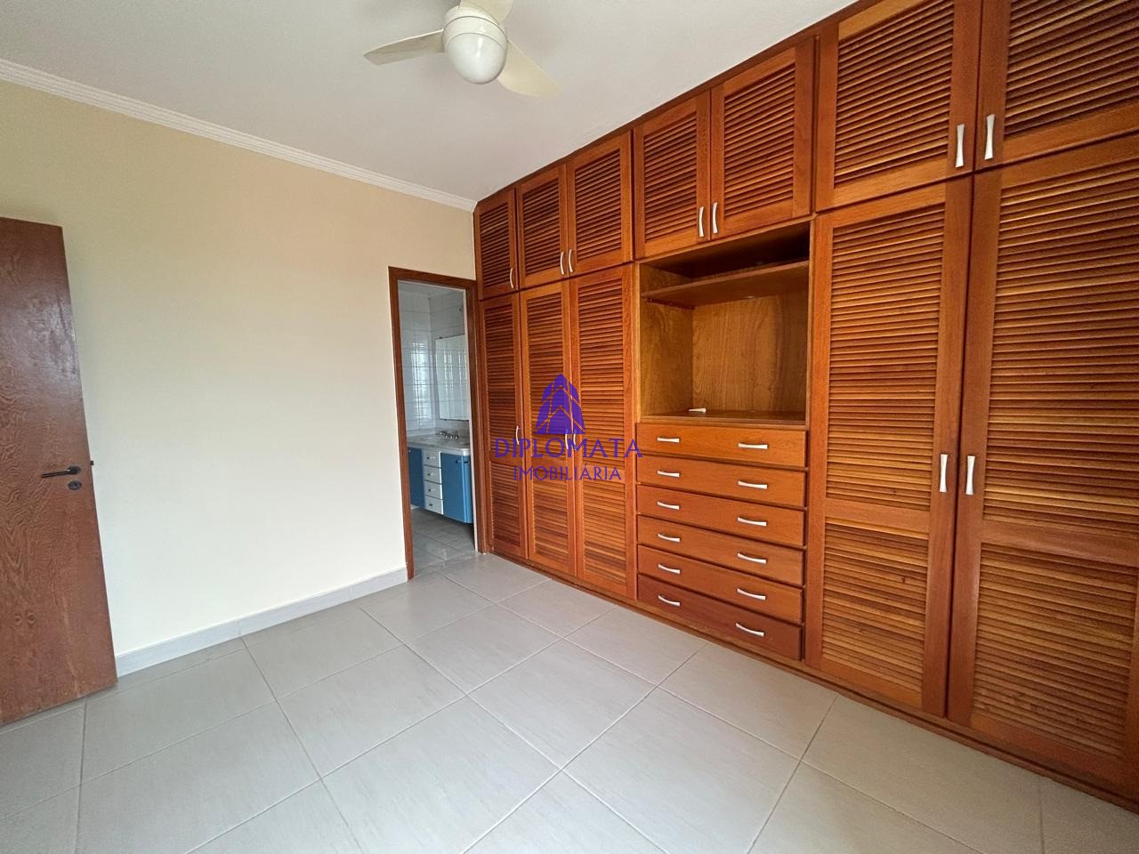 Apartamento para alugar com 4 quartos, 105m² - Foto 35