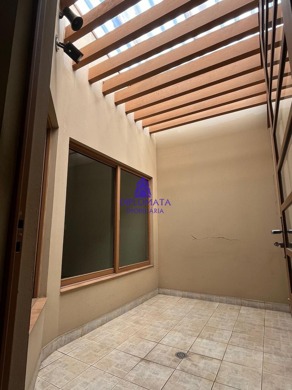 Casa à venda com 3 quartos, 322m² - Foto 24