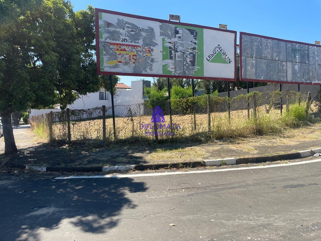Loteamento e Condomínio à venda e aluguel, 725m² - Foto 2