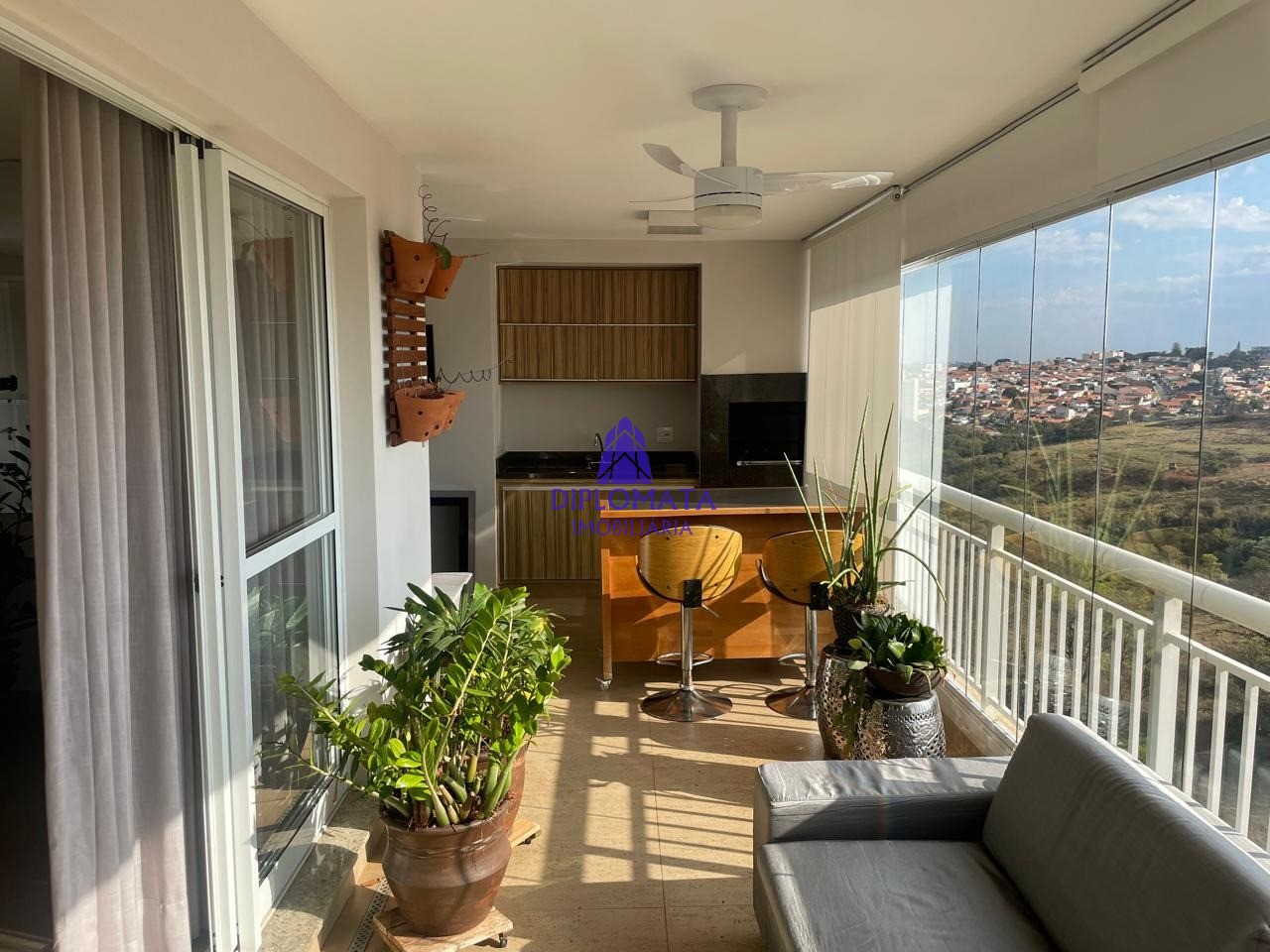 Apartamento, 3 quartos, 154 m² - Foto 1