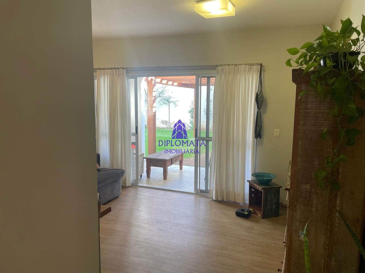 Apartamento à venda e aluguel com 3 quartos, 92m² - Foto 3