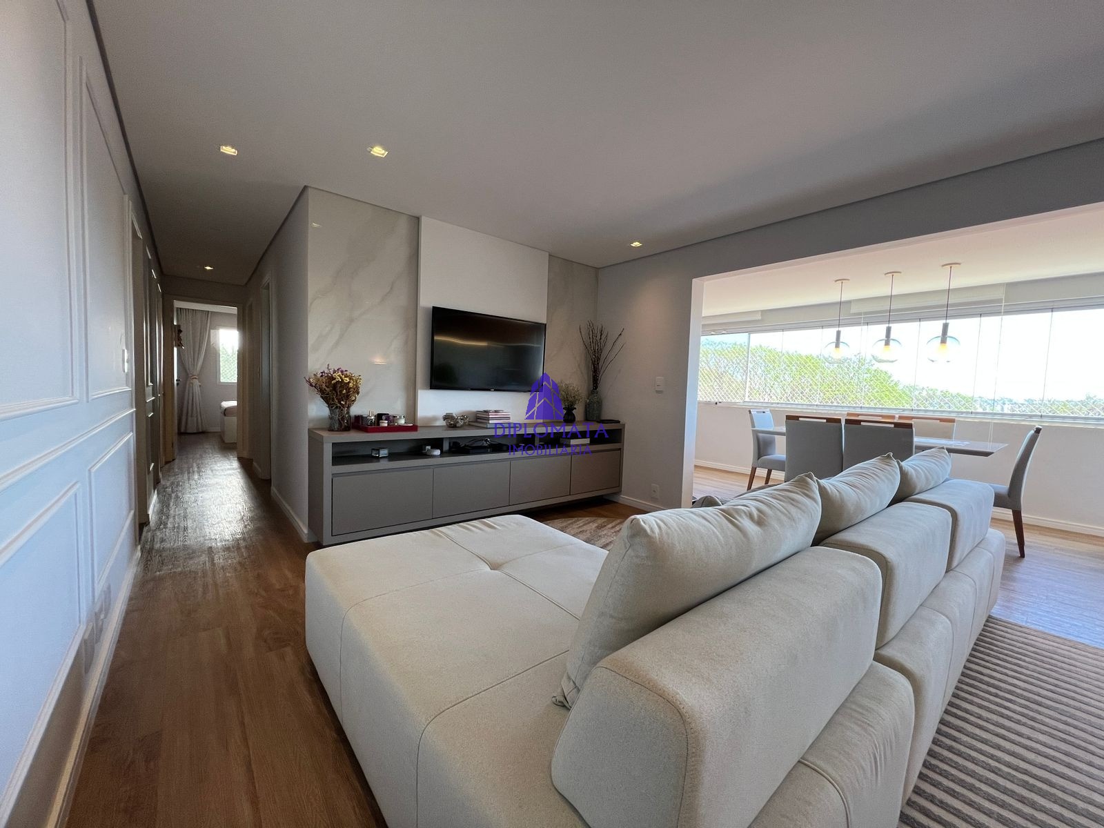 Apartamento, 3 quartos, 132 m² - Foto 2