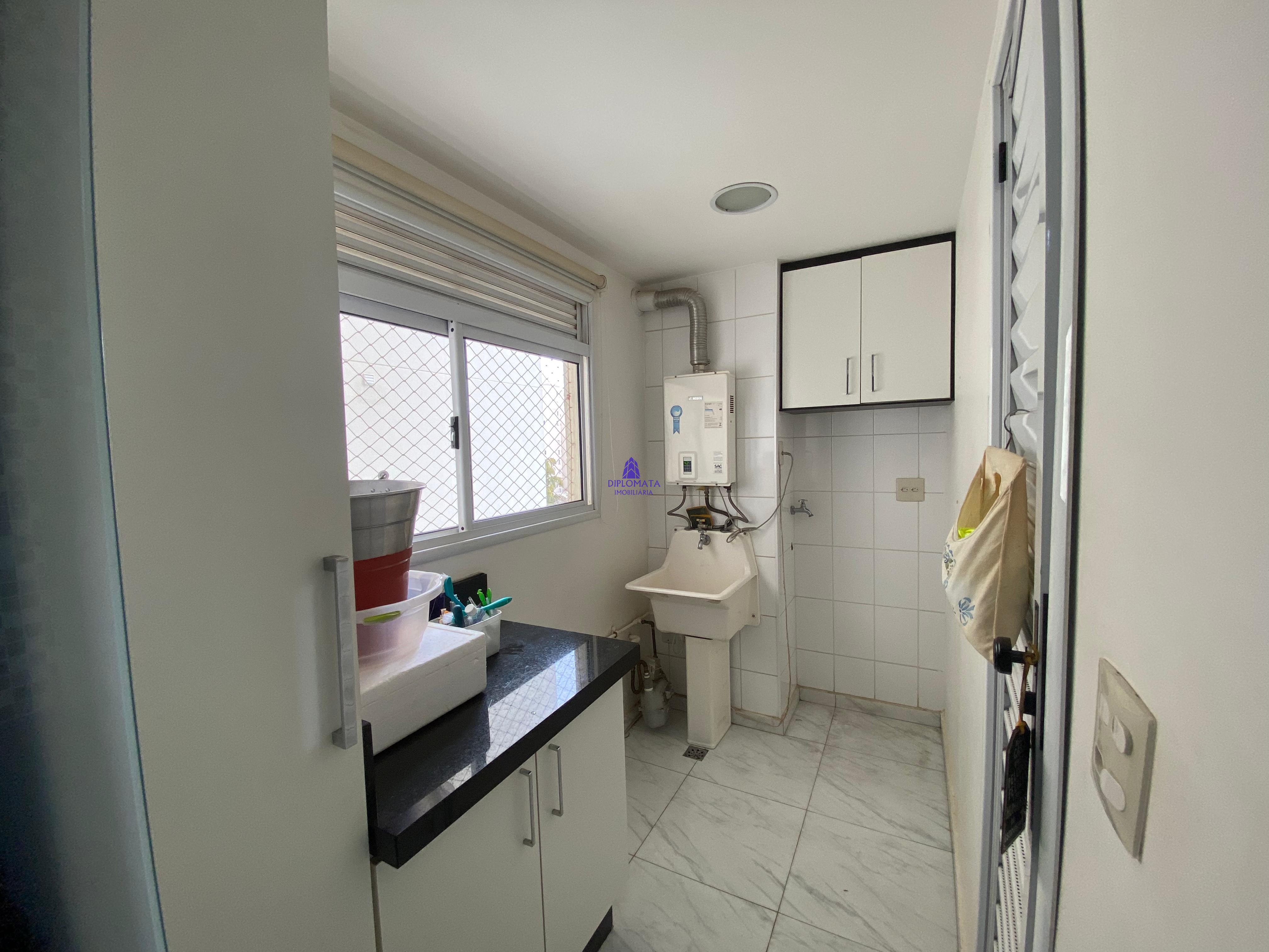 Apartamento para alugar com 3 quartos, 116m² - Foto 18
