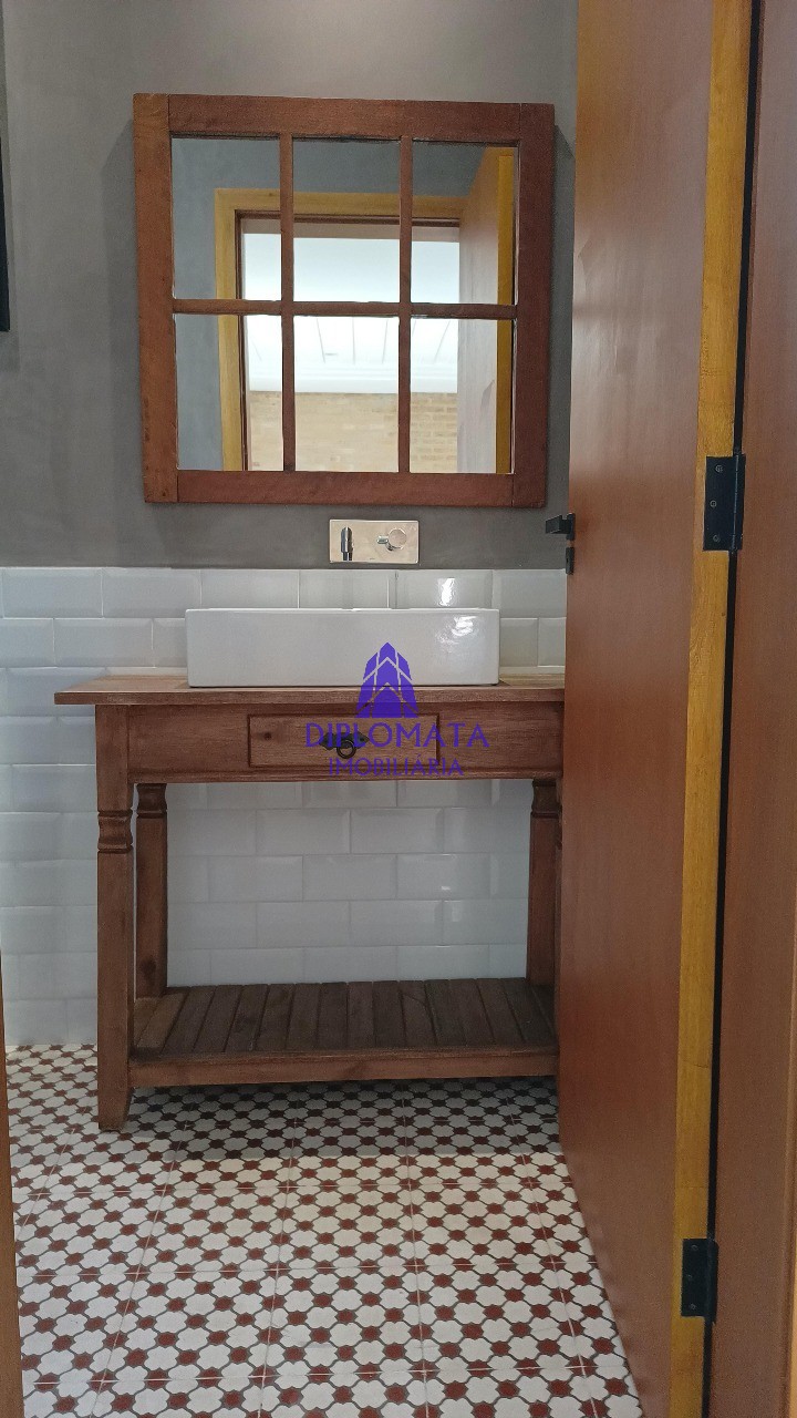 Casa de Condomínio à venda com 3 quartos, 250m² - Foto 11