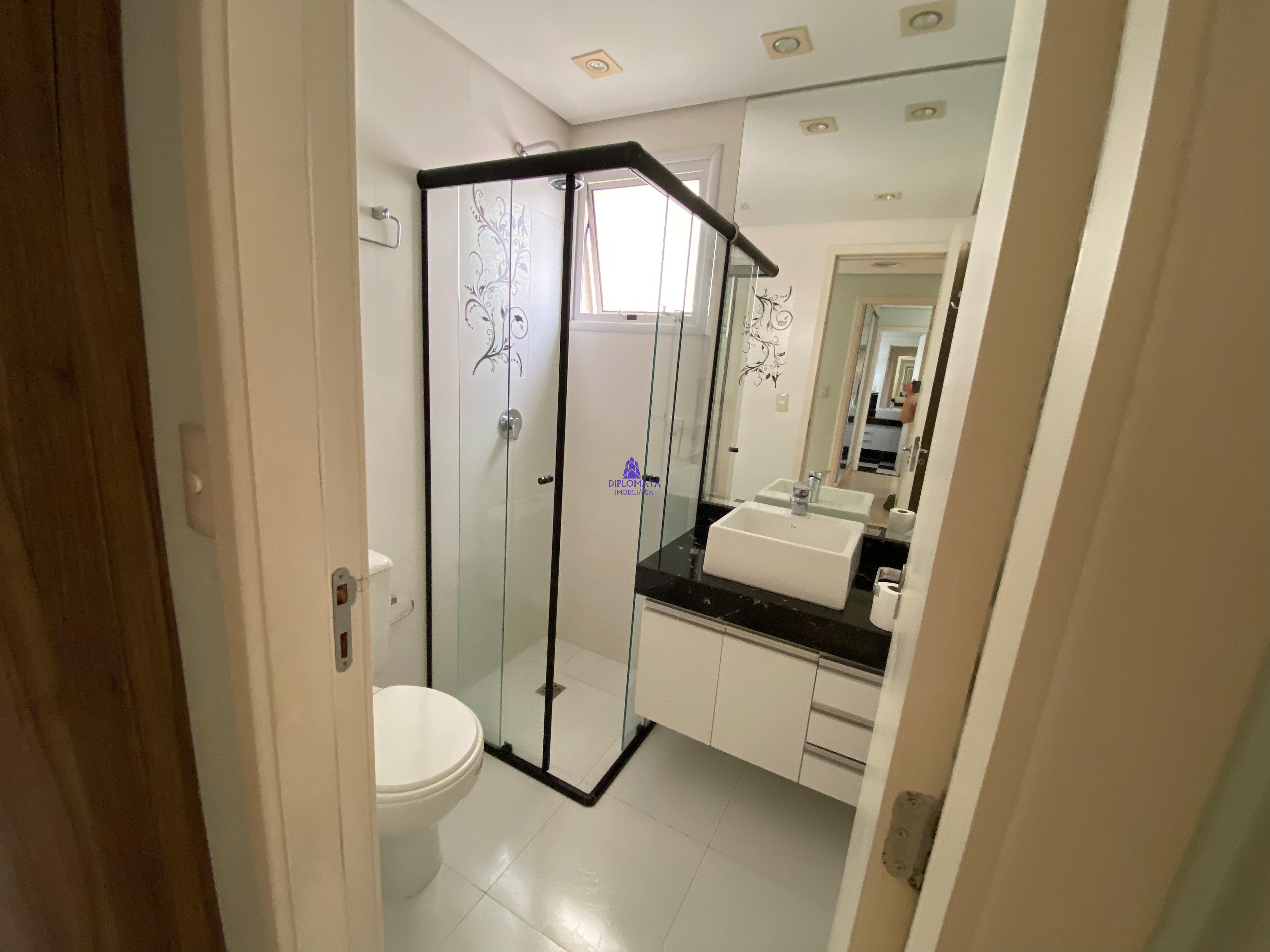 Apartamento para alugar com 3 quartos, 116m² - Foto 9