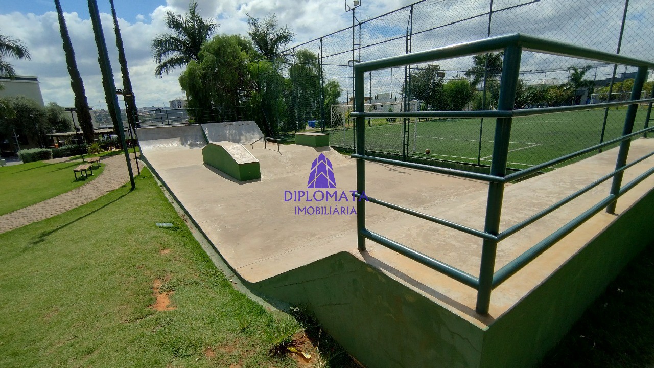 Casa de Condomínio à venda com 3 quartos, 250m² - Foto 38