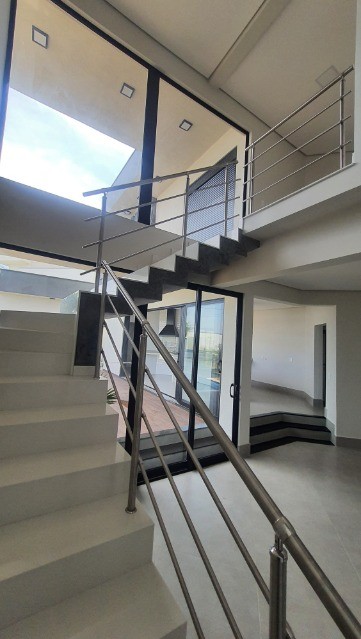 Casa de Condomínio à venda com 4 quartos, 254m² - Foto 15