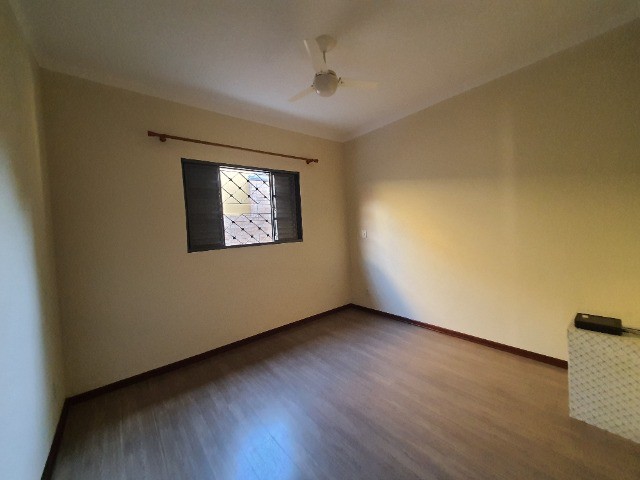 Casa à venda com 3 quartos, 162m² - Foto 14