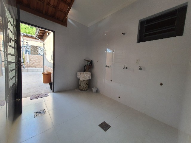 Casa à venda com 3 quartos, 162m² - Foto 18