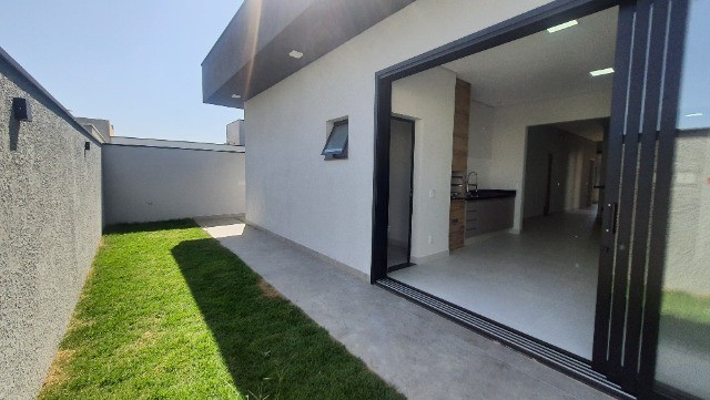 Casa à venda com 3 quartos, 151m² - Foto 25