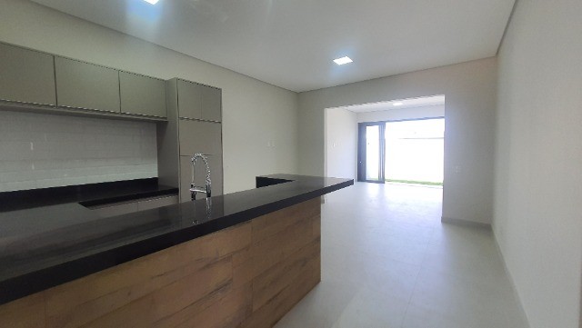 Casa à venda com 3 quartos, 151m² - Foto 5