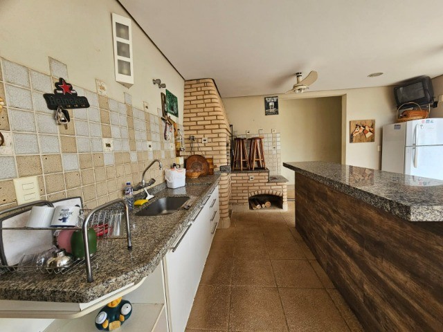 Sobrado à venda com 5 quartos, 600m² - Foto 31