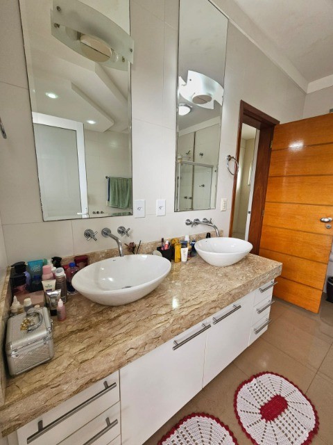 Sobrado à venda com 5 quartos, 600m² - Foto 13