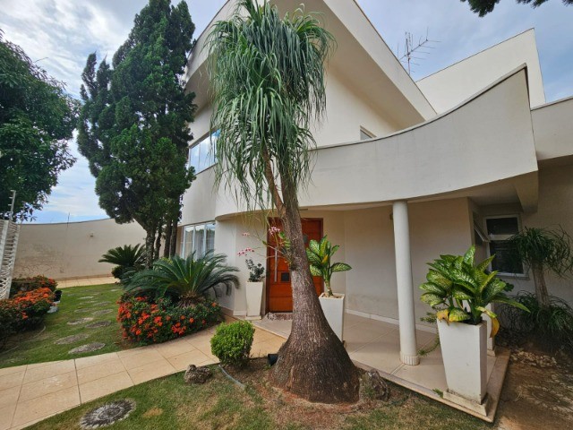 Sobrado à venda com 5 quartos, 600m² - Foto 4