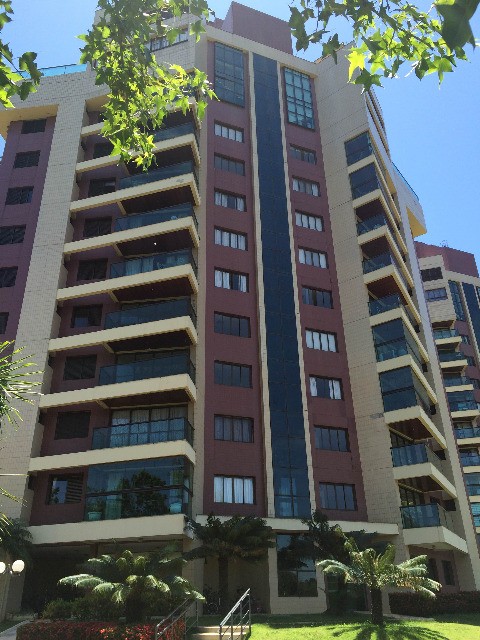 Apartamento à venda com 4 quartos, 137m² - Foto 2