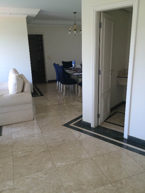 Apartamento à venda com 4 quartos, 137m² - Foto 9