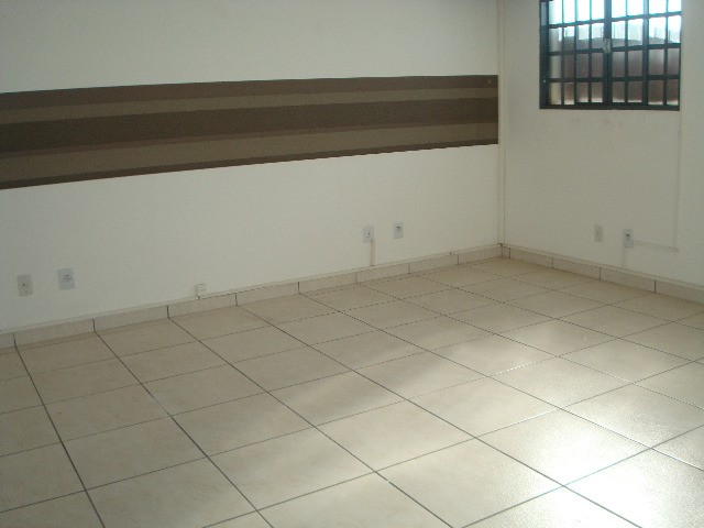 Depósito-Galpão-Armazém para alugar, 250m² - Foto 2