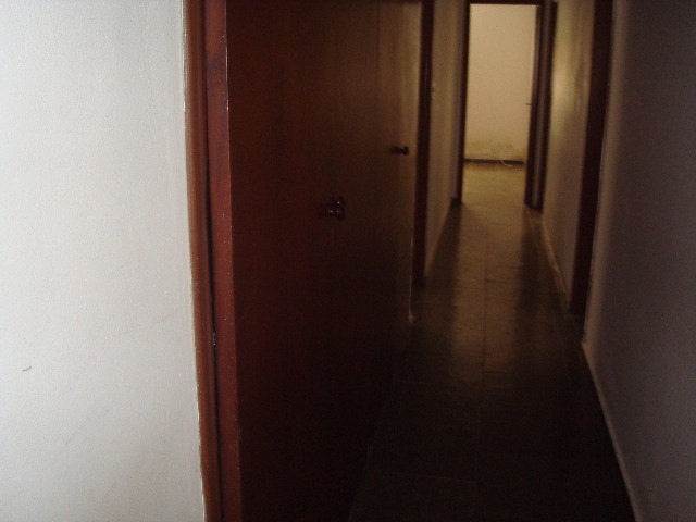 Casa para alugar com 3 quartos, 180m² - Foto 7