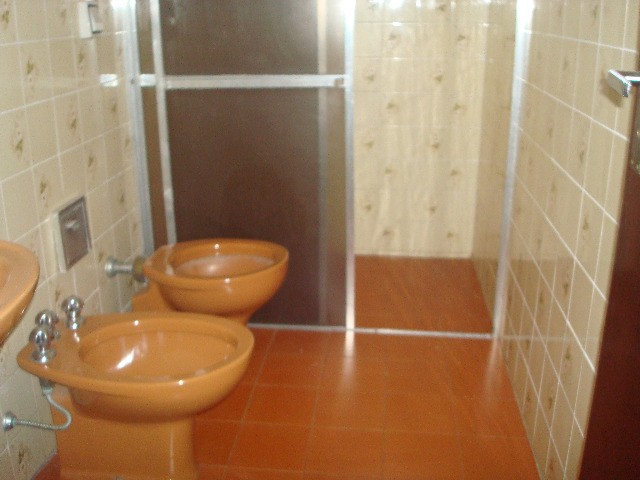 Casa para alugar com 3 quartos, 180m² - Foto 8