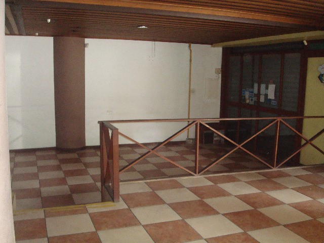 Prédio Inteiro para alugar, 120m² - Foto 10