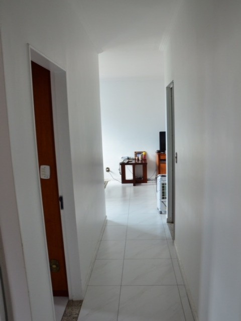 Apartamento à venda com 2 quartos, 57m² - Foto 9