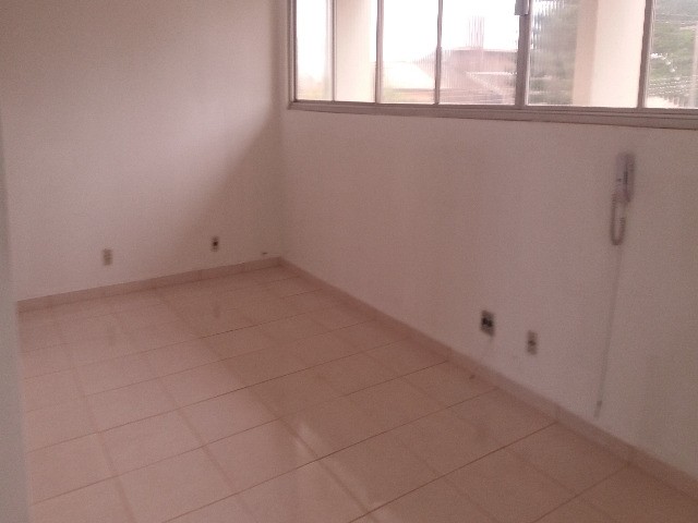 Apartamento para alugar com 2 quartos, 80m² - Foto 7