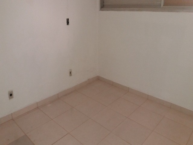 Apartamento para alugar com 2 quartos, 80m² - Foto 10