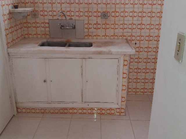 Apartamento para alugar com 2 quartos, 80m² - Foto 14