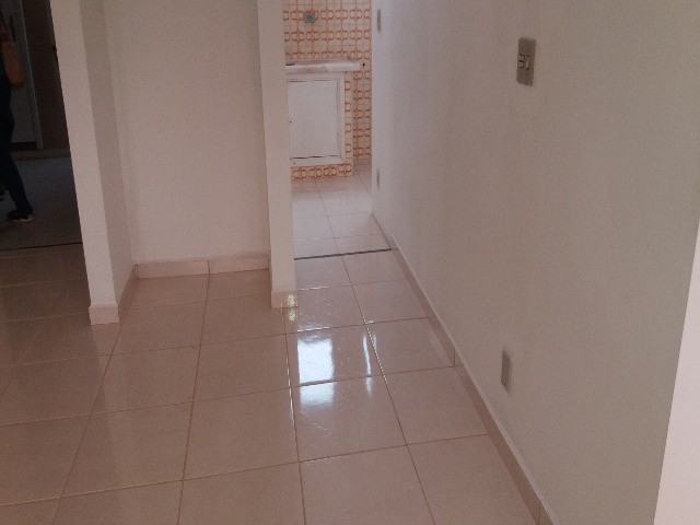 Apartamento para alugar com 2 quartos, 80m² - Foto 15