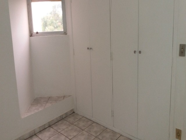 Apartamento para alugar com 2 quartos, 80m² - Foto 4