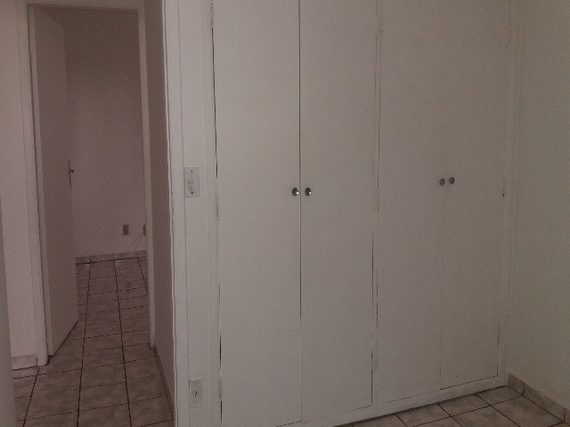 Apartamento para alugar com 2 quartos, 80m² - Foto 6