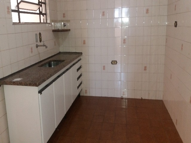 Apartamento para alugar com 2 quartos, 60m² - Foto 3