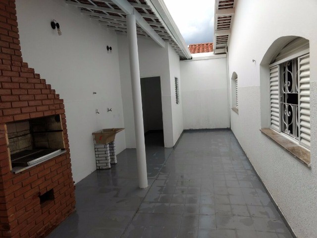 Casa à venda com 3 quartos, 187m² - Foto 7