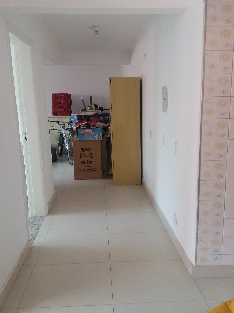 Casa à venda com 3 quartos, 300m² - Foto 1