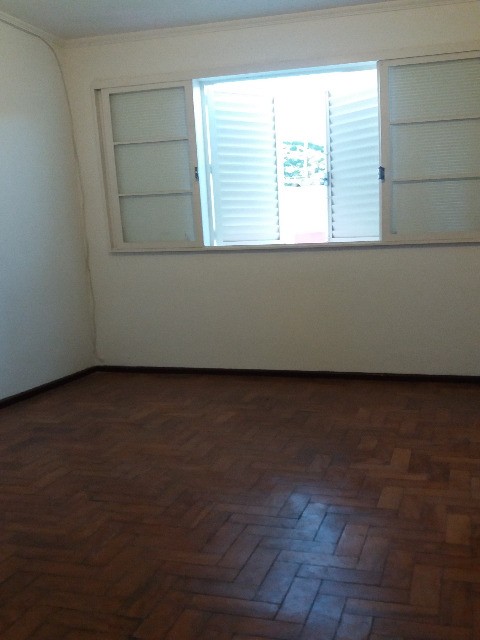 Apartamento à venda com 2 quartos, 52m² - Foto 2