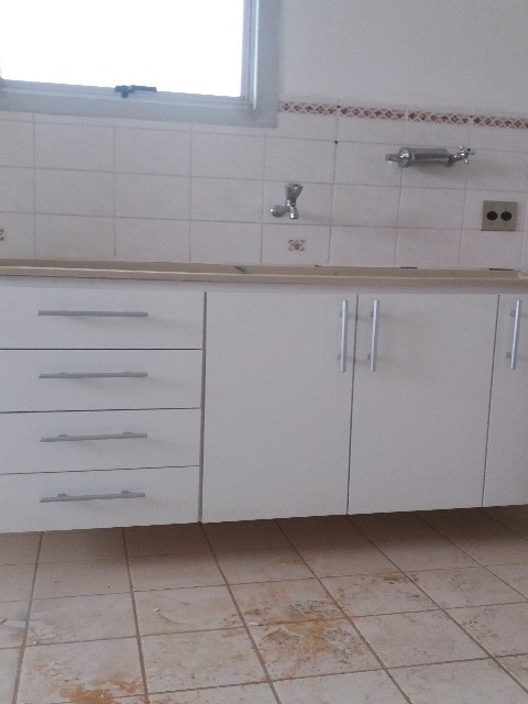 Apartamento para alugar com 2 quartos, 57m² - Foto 7