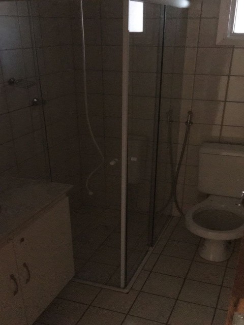 Apartamento à venda com 3 quartos, 65m² - Foto 2