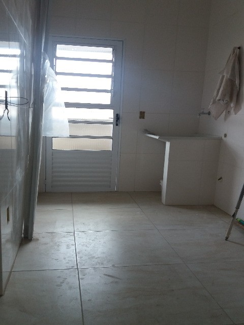 Apartamento para alugar com 2 quartos, 60m² - Foto 6