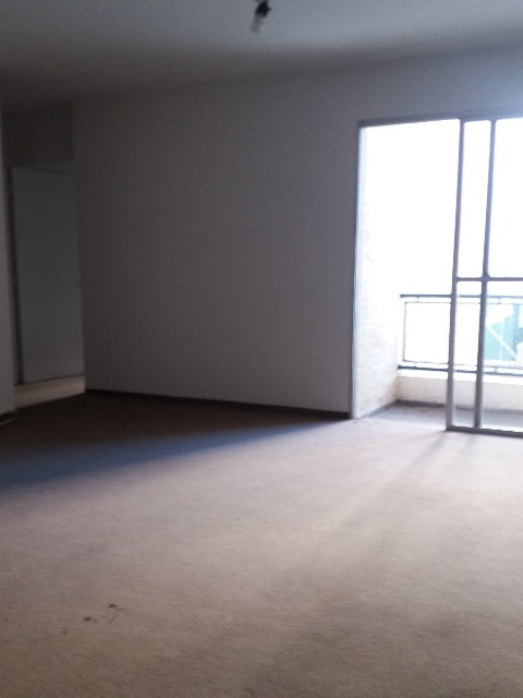 Apartamento para alugar com 2 quartos, 80m² - Foto 3