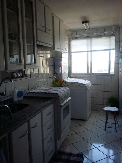 Apartamento à venda com 3 quartos, 65m² - Foto 15