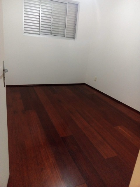 Apartamento para alugar com 2 quartos, 78m² - Foto 6