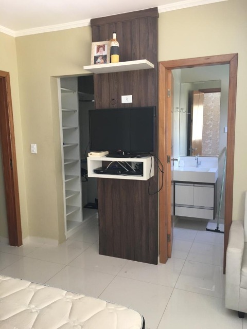 Casa à venda com 2 quartos, 70m² - Foto 10