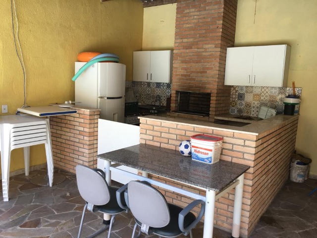 Casa à venda com 2 quartos, 70m² - Foto 17