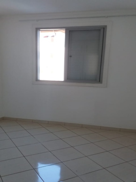 Apartamento à venda e aluguel com 3 quartos, 77m² - Foto 11